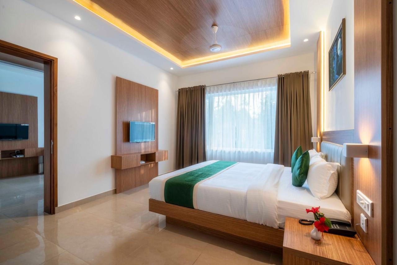 Hotel Panoramic Kochi Luaran gambar