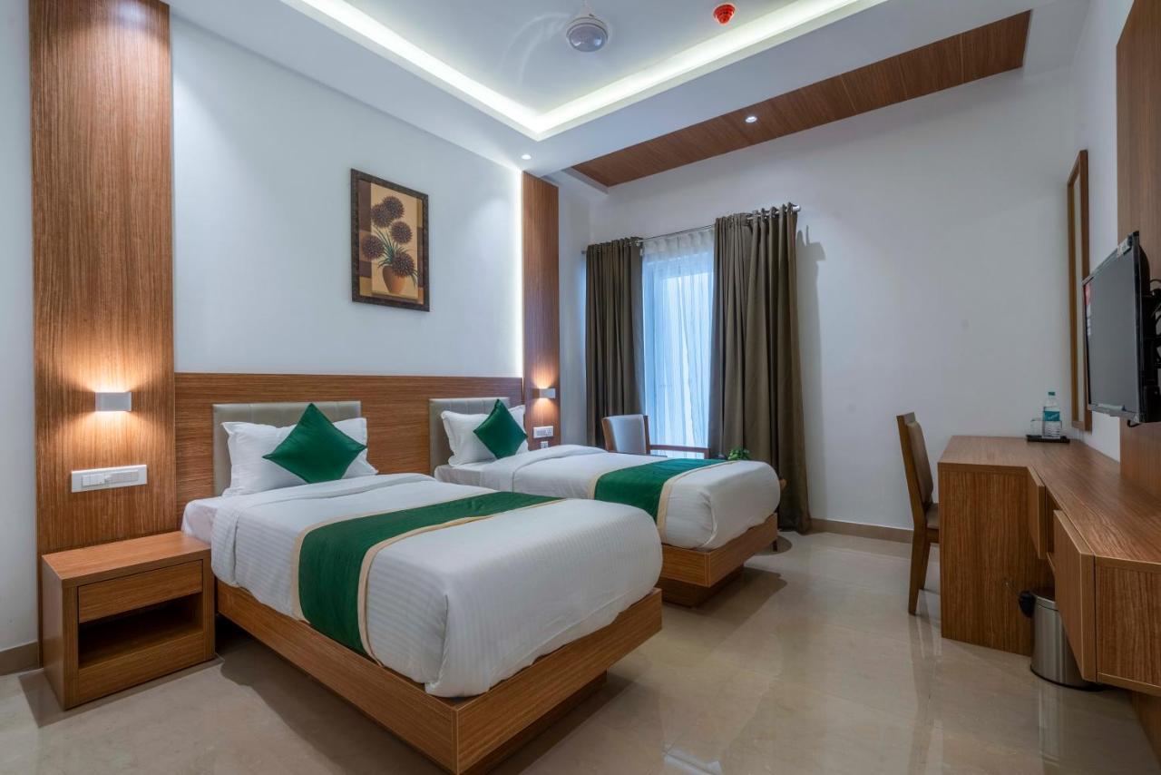 Hotel Panoramic Kochi Luaran gambar